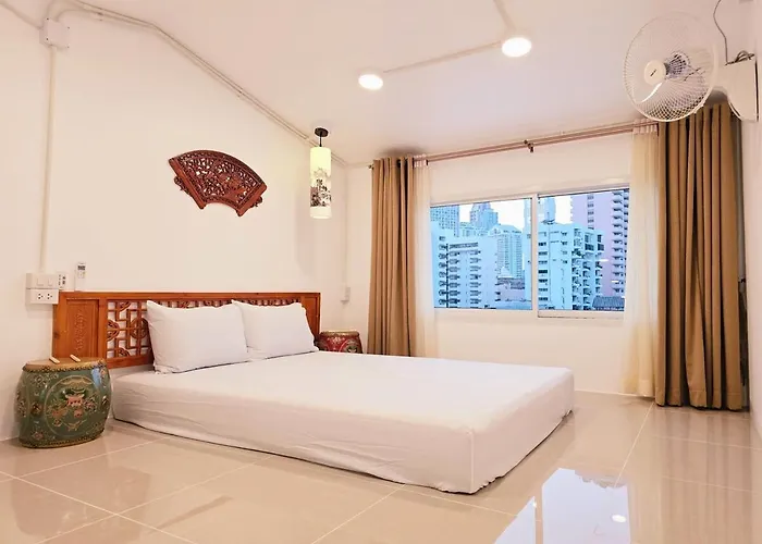 Apartment Crane Nest 14 Loft With Views Over Sathorn